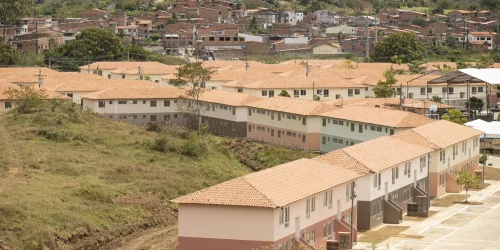 Imagem referente a Brasil registra déficit habitacional de 6 milhões de domicílios