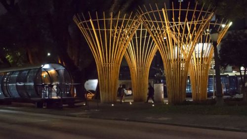 Imagem referente a Nova iluminação cênica valoriza o Largo Baden Powell em Curitiba