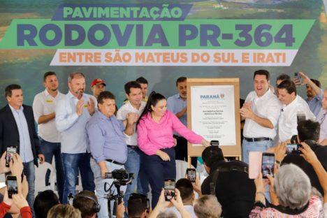 Imagem referente a Ratinho Junior inaugura nova pavimentação da PR-364 entre São Mateus do Sul e Irati