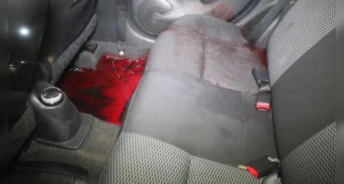 Imagem referente a Homem morre após ser baleado dentro do carro de aplicativo