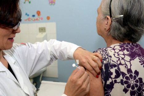 Imagem referente a Paraná chega a 1 milhão de doses aplicadas contra a gripe, mas cobertura ainda é baixa