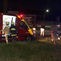 Imagem referente a Motociclista sofre luxação no ombro em acidente na BR-277 em Cascavel
