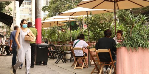 Imagem referente a Dias das Mães: bares e restaurantes esperam aumento superior a 20%