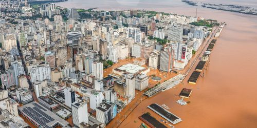 Imagem referente a Bairro de Porto Alegre terá de ser evacuado após dique transbordar