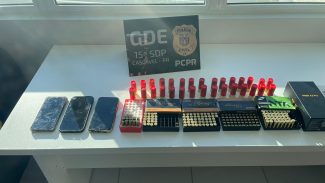 GDE apreende celulares, ferramentas e munições após investigação de furto em loja de eletrônicos