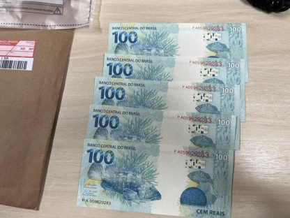 Imagem referente a Mulher é presa com R$ 500 falsos em Maringá