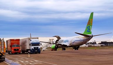 Imagem referente a Avião carregado com dinheiro pousa no Aeroporto de Cascavel e mobiliza forte esquema de segurança