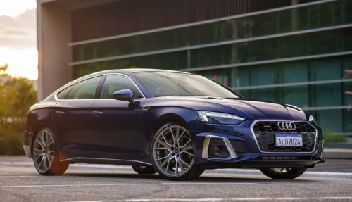 Você não vai acreditar nos recursos dos novos Audi A4 e A5! Descubra o que a tração Quattro Ultra pode fazer