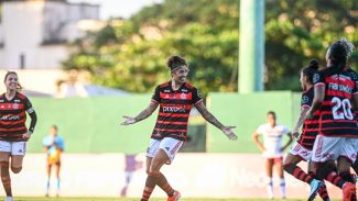 Cristiane marca dois e Fla vence Flu por 3 a 1 no Brasileiro Feminino