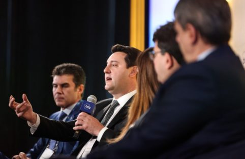 Governador apresenta modelo de crescimento econômico sustentável do Paraná nos EUA
