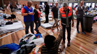 Gaúchos atingidos por enchentes têm documentos emitidos gratuitamente