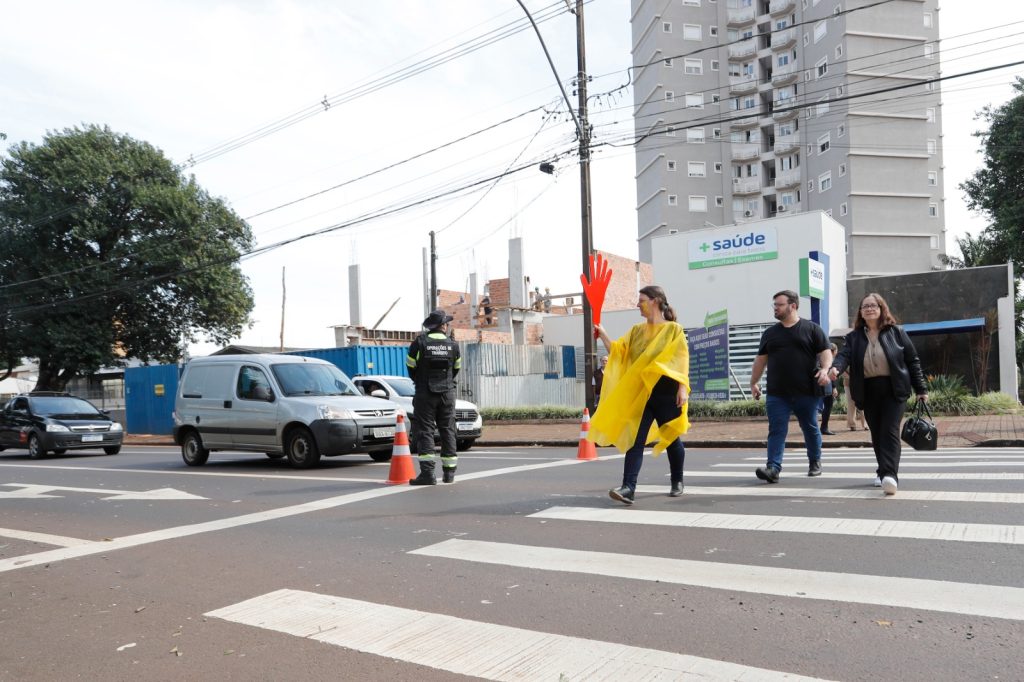 Com ação Pé na Faixa, Transitar incentiva o respeito entre condutores e pedestres