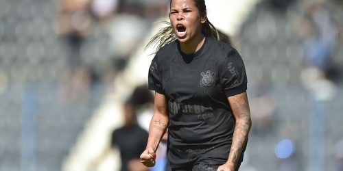 Corinthians vence e amplia vantagem na ponta do Brasileiro Feminino