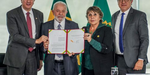 Imagem referente a Lei cria programa de educação inclusiva para crianças de até 3 anos