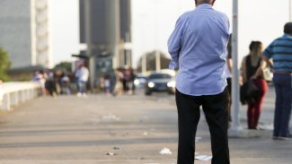 País registra 50 mil casos a mais de violência contra idosos em 2023