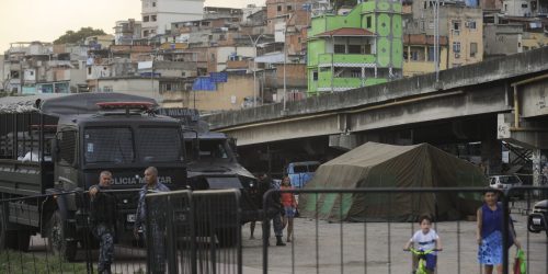 Imagem referente a Policial morre e outro fica ferido em confronto no Complexo da Maré