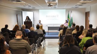 Servidores do Estado participam de palestra que integra o Junho Paraná sem Drogas