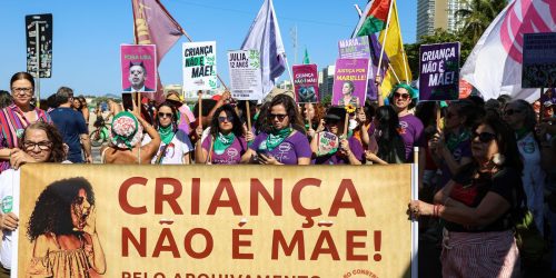 Imagem referente a Manifestantes protestam contra PL do Aborto no Rio e em São Paulo