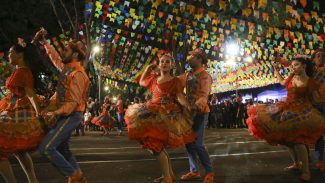 Quadrilhas juninas são reconhecidas manifestação da cultura nacional