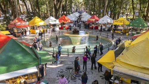 Imagem referente a Feiras Especiais de Inverno em Curitiba são prorrogadas; aproveite para se aquecer e decorar a casa