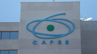 Prêmio Capes Futuras Cientistas está com inscrições abertas