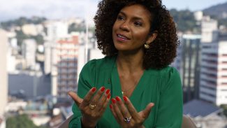 Jornalista da TV Brasil Luciana Barreto é finalista do Prêmio Jabuti