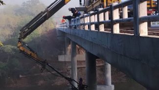 Reforma de ponte em rodovia de Santo Antônio da Platina avança