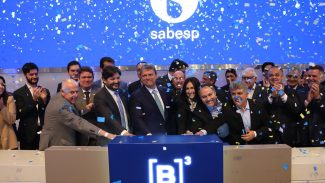 Governo de SP conclui privatização da Sabesp ao vender 32% dos papéis