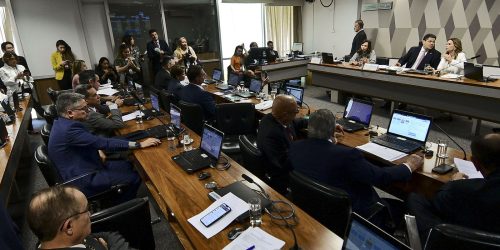 Imagem referente a CCJ do Senado aprova projeto com mais critérios para prisão preventiva