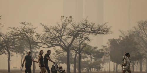 Imagem referente a Confira as orientações para amenizar efeitos da fumaça na saúde