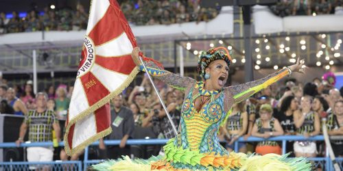 Imagem referente a Escolas de samba do Rio apresentam hoje enredos para 2025