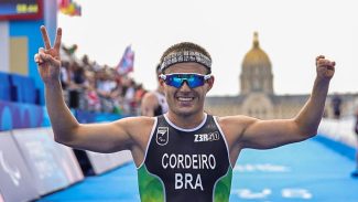 Ronan Cordeiro fatura prata, 1ª medalha do país no triatlo paralímpico