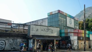 Incêndio atinge parte externa do Canecão, no Rio de Janeiro