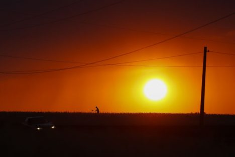 Imagem referente a Alerta de tempo seco no Paraná: governador decreta emergência de estiagem