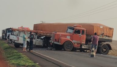 Imagem referente a Grave acidente interdita PR-180 entre Cafelândia e Nova Aurora