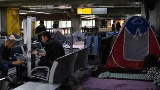 Liminar impede deportação de 70 imigrantes do aeroporto de Guarulhos