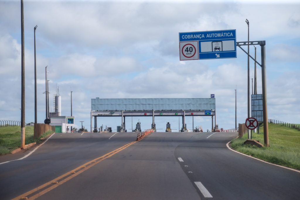 Governo instaura novos processos contra concessionárias