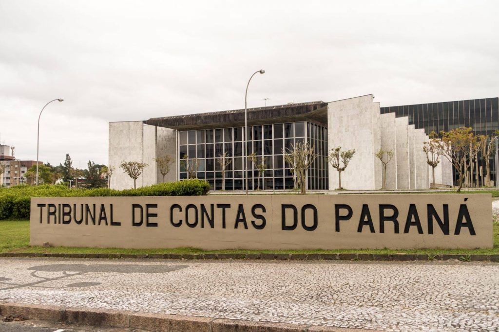 Covid-19: aumento nominal de despesa com pessoal é vedado até o fim de 2021