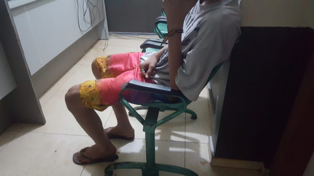 Após brigar com o pai, adolescente liga para a PM se entrega com drogas e objetos sem procedência