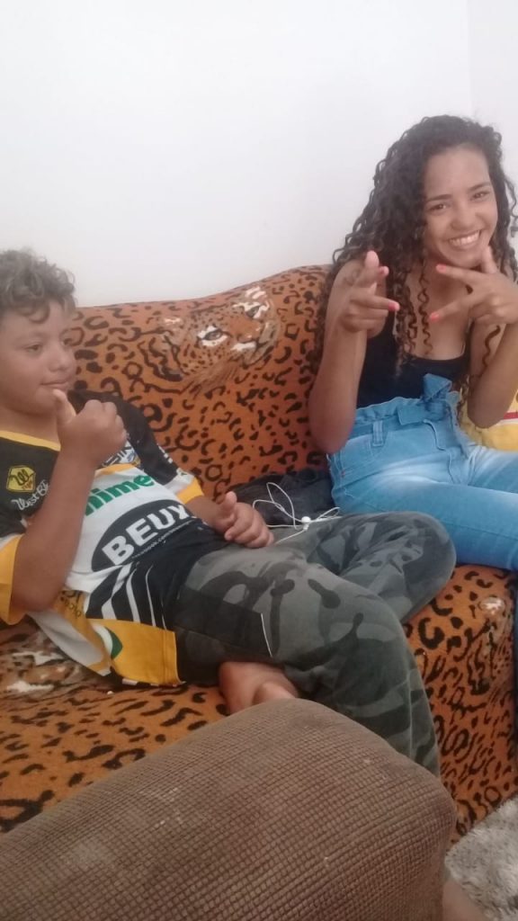 Irmãos desaparecidos são localizados pela família e já estão em casa