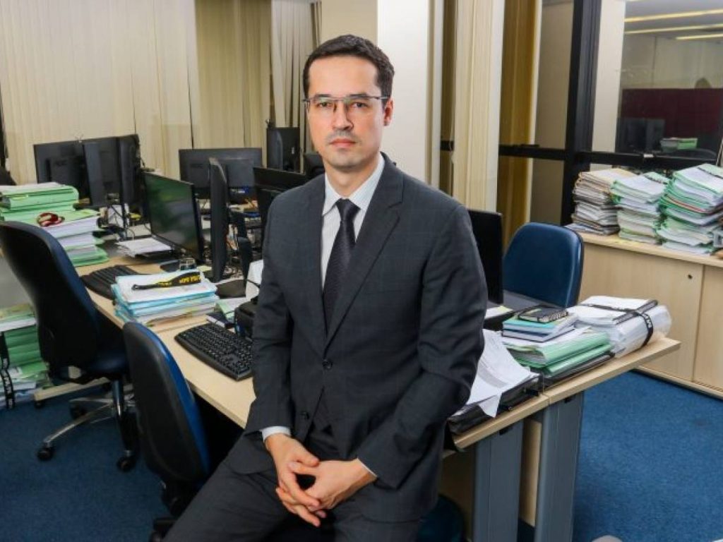 Integrantes da força-tarefa Lava Jato manifestam apoio a Deltan Dallagnol diante da pena de censura aplicada pelo CNMP