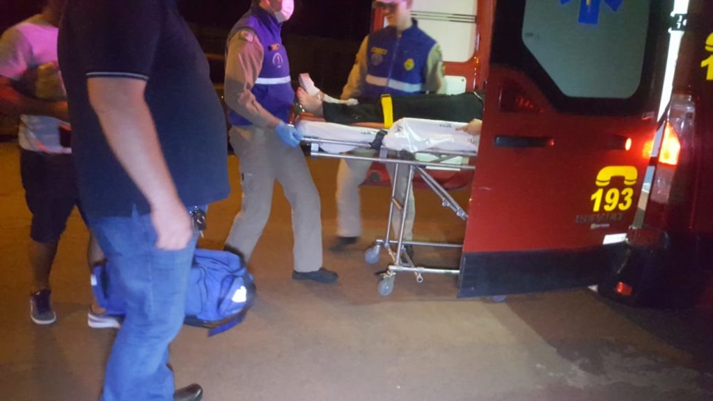 Siate atende mulher ferida no Bairro Tropical