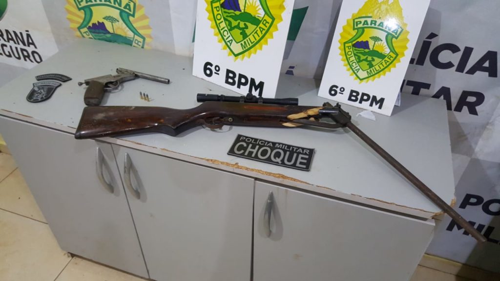 Homem é detido no Universitário com armas de fogo