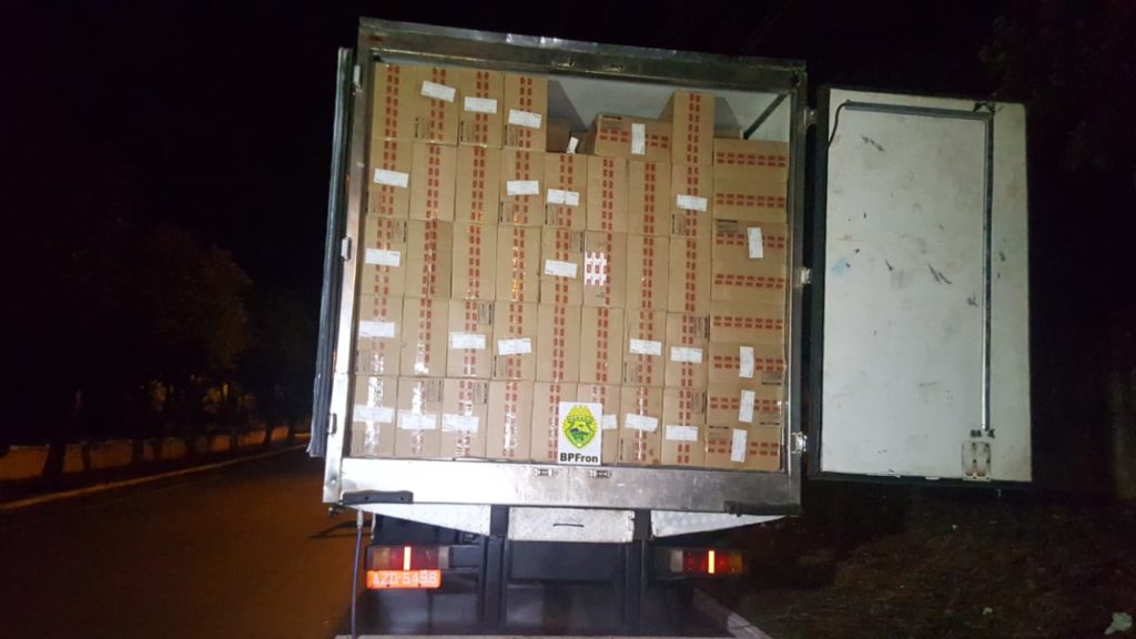 Contrabando: BPFron apreende caminhão carregado com cigarros na BR-163