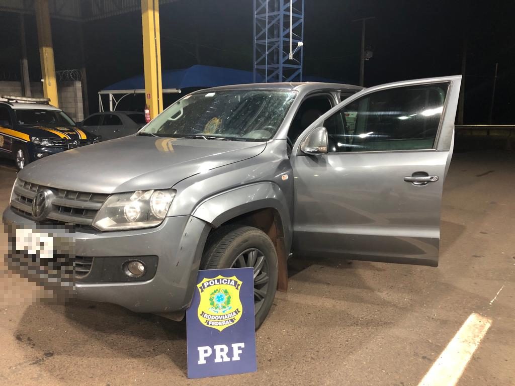 Mandaguari: PRF apreende mais uma caminhonete carregada de cigarros contrabandeados Mandaguari: PRF apreende mais uma caminhonete carregada de cigarros contrabandeados