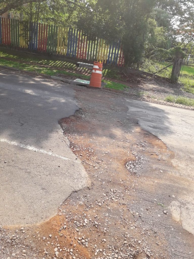 Morador reclama de situação da Rua Antônio José Elias Morador reclama de situação da Rua Antônio José Elias