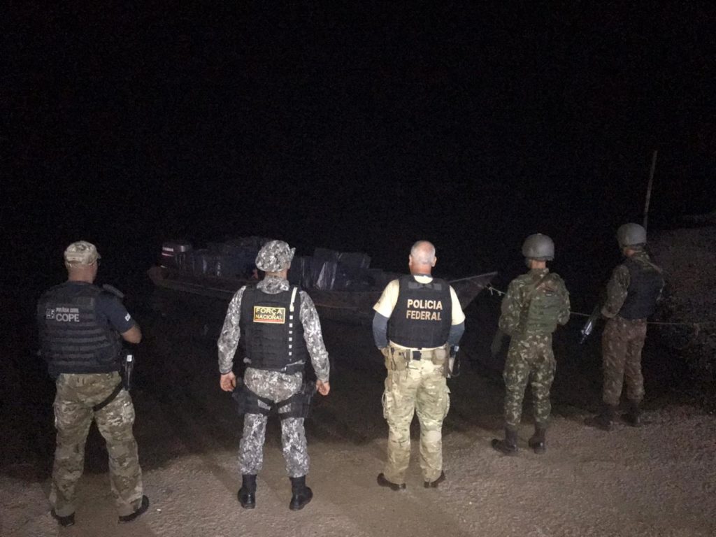 Embarcações são apreendidas em ação conjunta