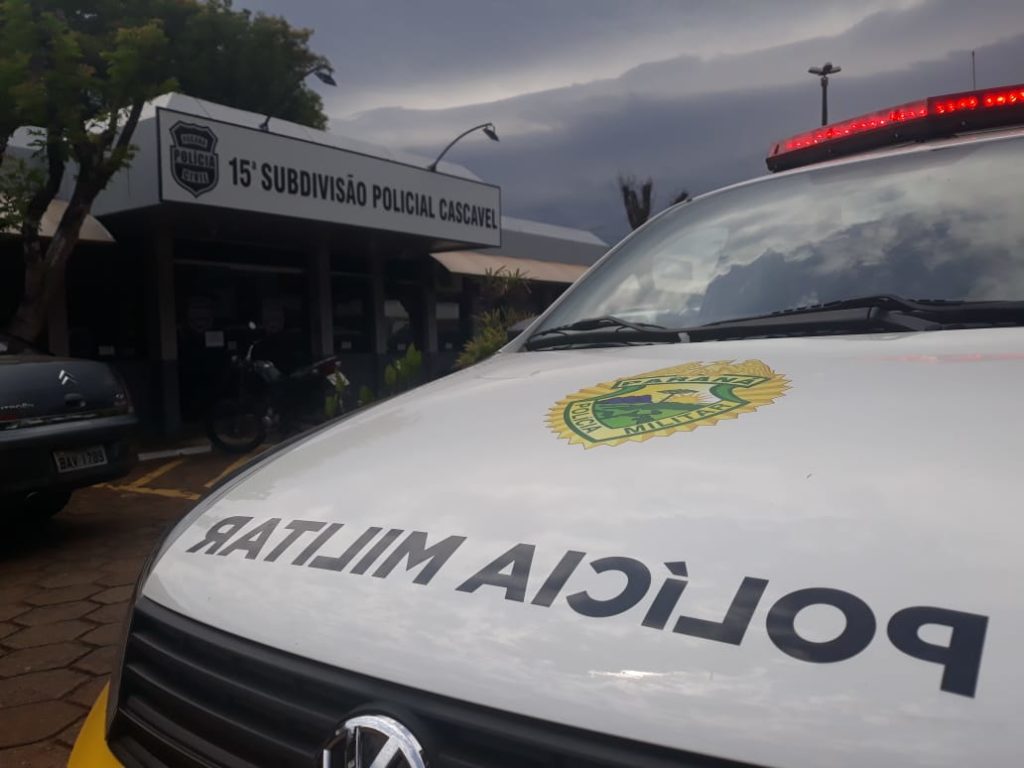 Celulares roubados são levados para desbloqueio e homem acaba detido