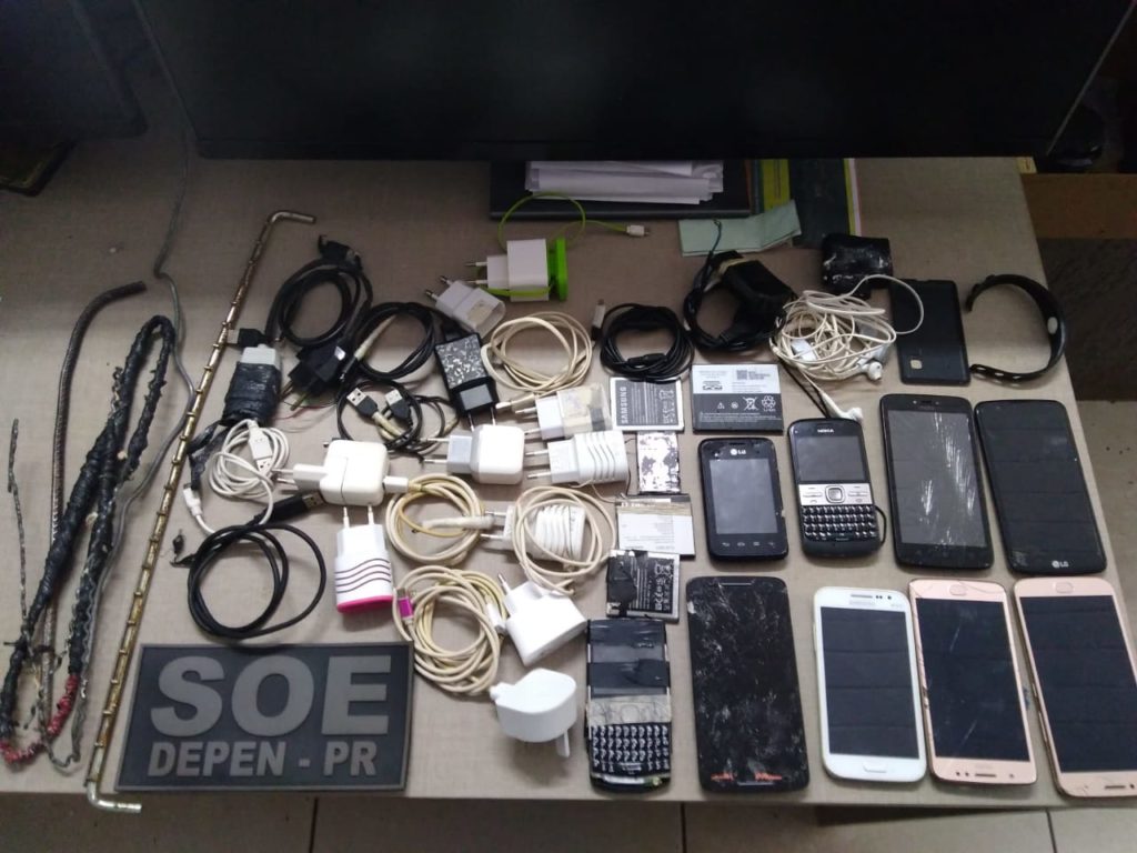 Agentes Penitenciários apreendem celulares nas Cadeias Públicas de Marialva e Marechal Cândido Ronon