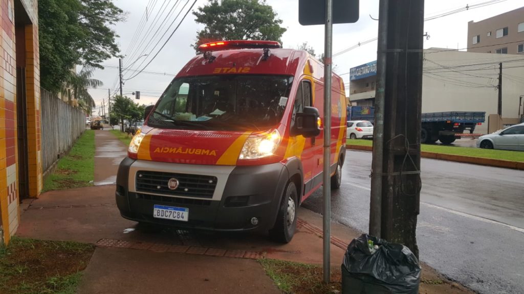 Siate atende vítima de queda no Colégio Padre Carmelo Perrone